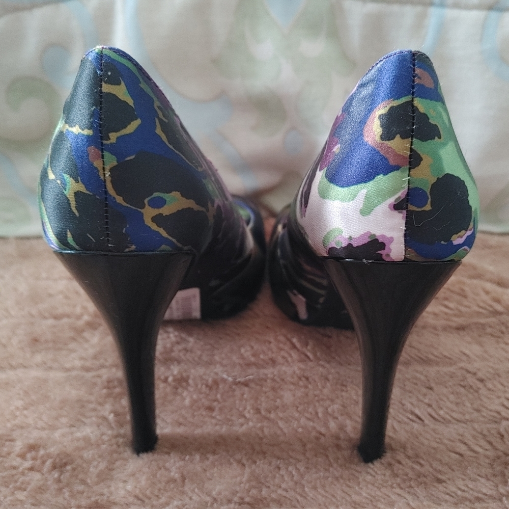 Brand New High Heels - Picture 4 of 6